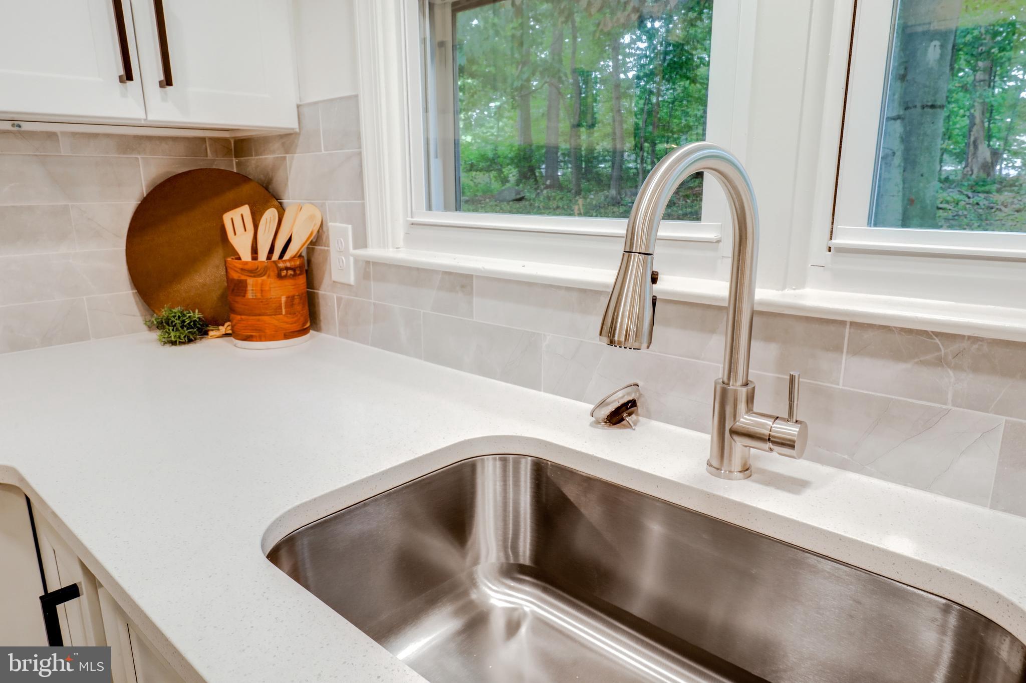 4928 Edgewood Road Doylestown, PA 18902 - Photo 17 of 49