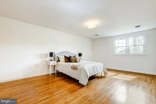 $849,900 | 4928 Edgewood Road, Doylestown, PA 18902