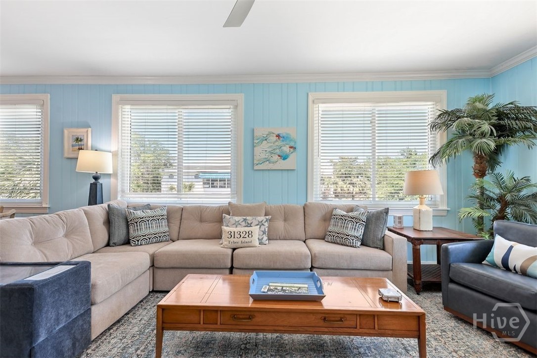 1 10th Street Tybee Island, GA 31328 - Photo 7 of 36