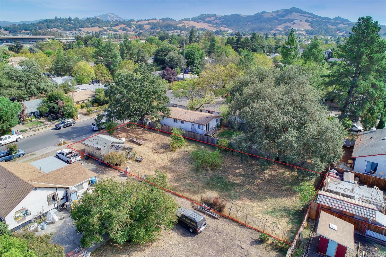 943 De Turk Avenue Santa Rosa, CA 95404 - Photo 1 of 1 Boundary lines are approximate