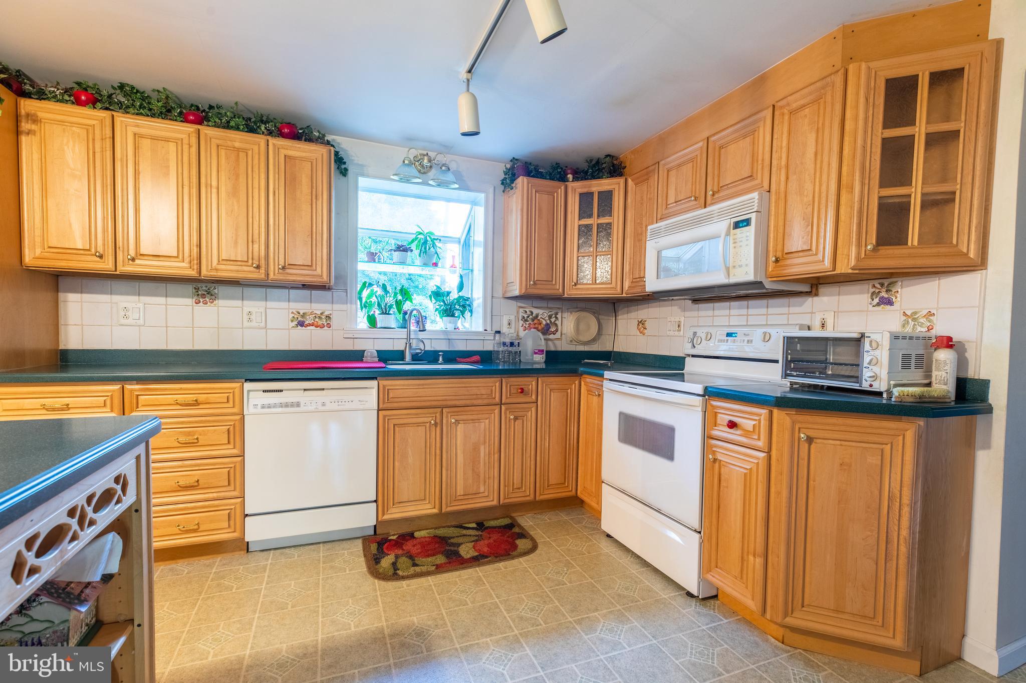 1397 Rowland Road Langhorne, PA 19047 - Photo 4 of 25 Gallery Image 4