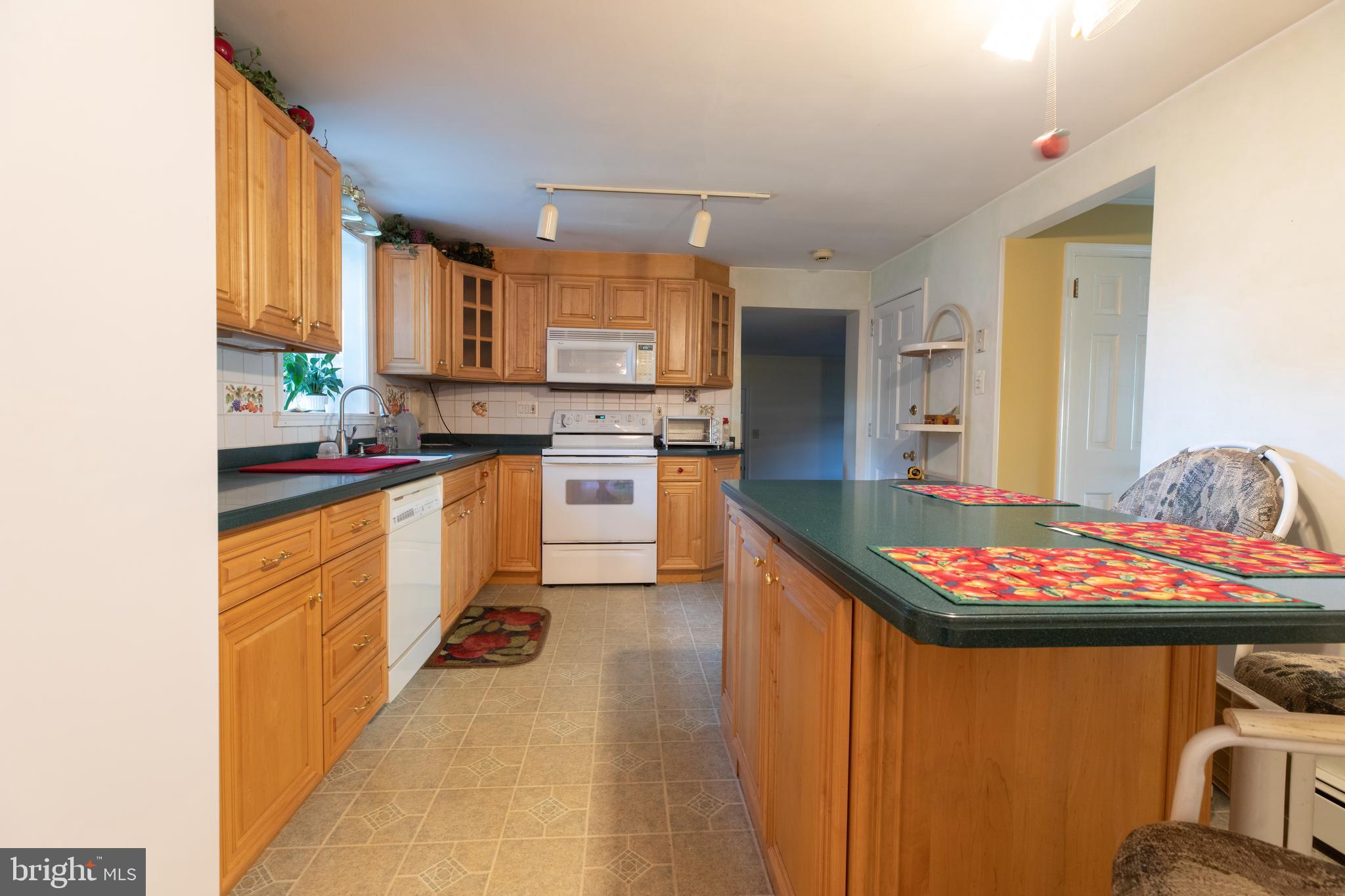 1397 Rowland Road Langhorne, PA 19047 - Photo 5 of 25 Gallery Image 5