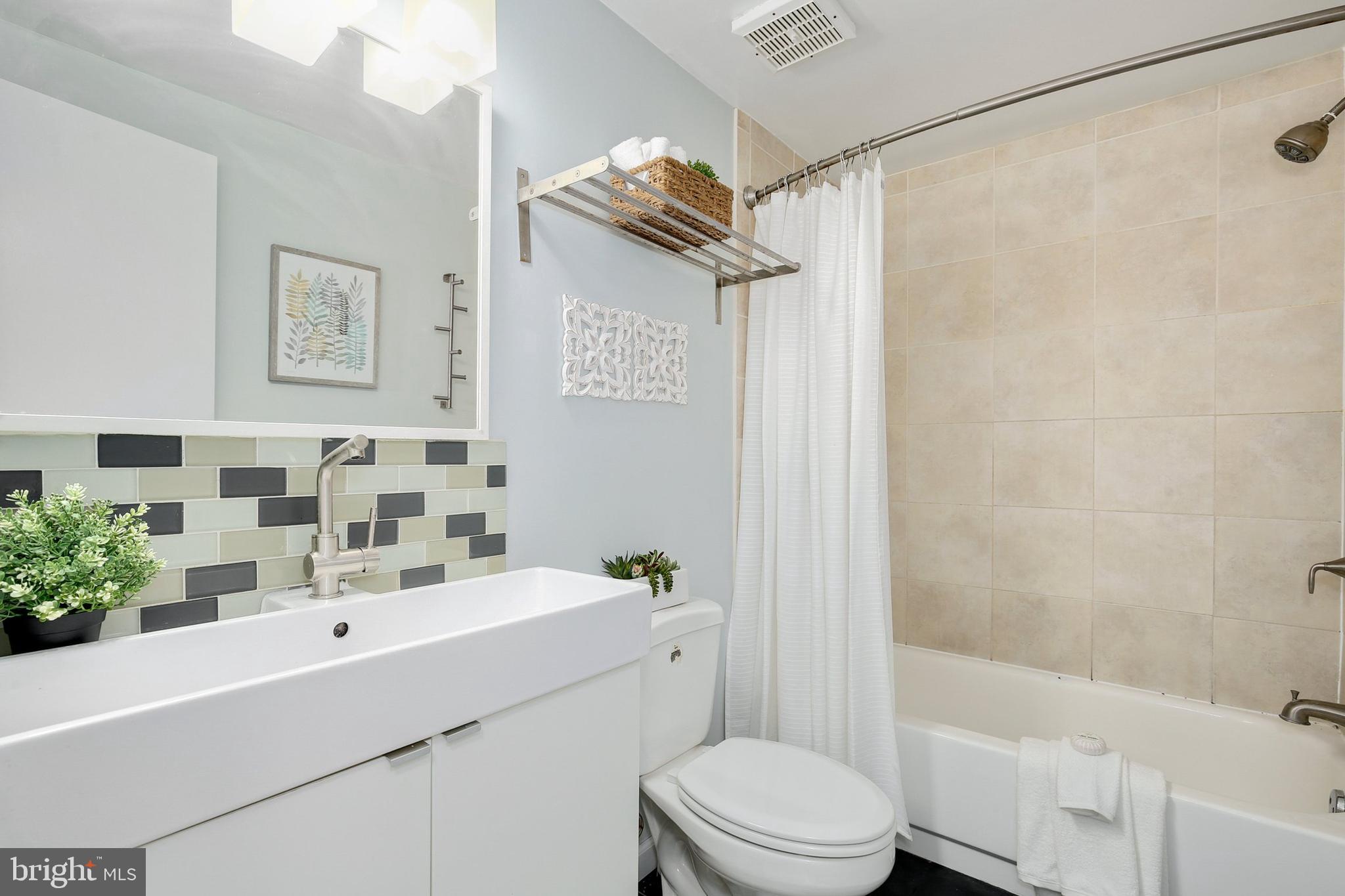 10751 Lester Street Silver Spring, MD 20902 - Photo 21 of 35 Gallery Image 21