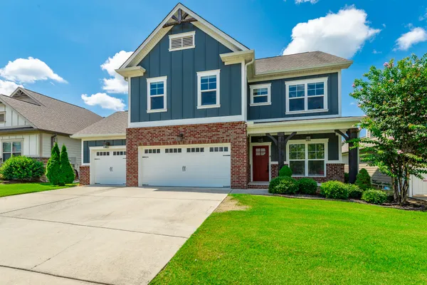 $499,900 | 8448 Gray Fox Court, Ooltewah, TN 37363