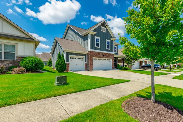 $499,900 | 8448 Gray Fox Court, Ooltewah, TN 37363