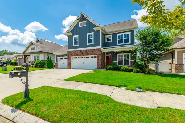 $499,900 | 8448 Gray Fox Court, Ooltewah, TN 37363