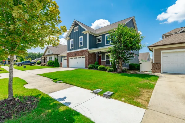 $499,900 | 8448 Gray Fox Court, Ooltewah, TN 37363