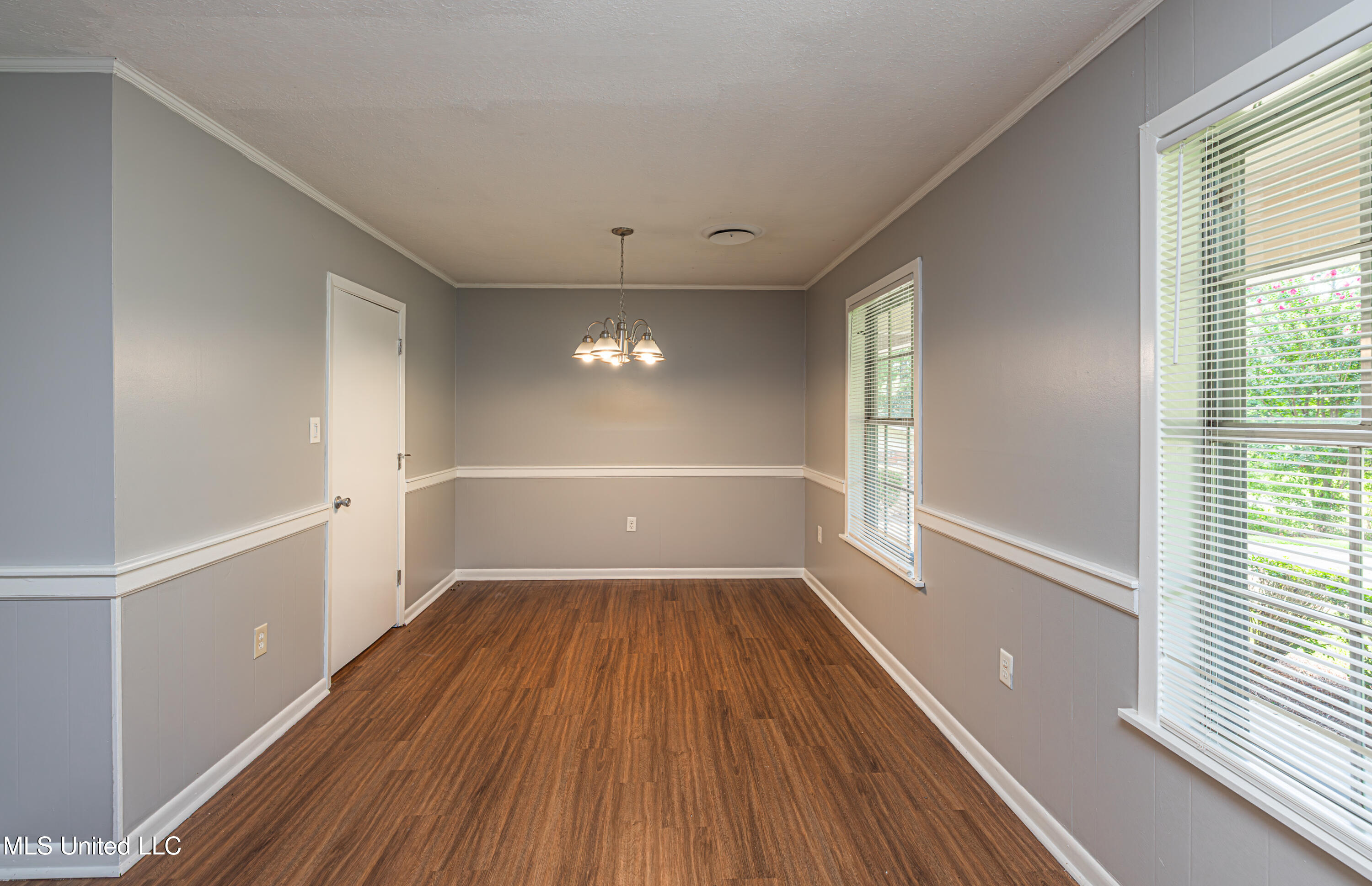 809 Normandy Drive Clinton, MS 39056 - Photo 15 of 38 1R4A1602