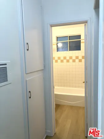$3,750 | 1856 9th Street, Unit A, Santa Monica, CA 90404