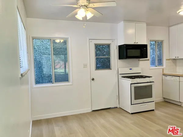 $3,750 | 1856 9th Street, Unit A, Santa Monica, CA 90404