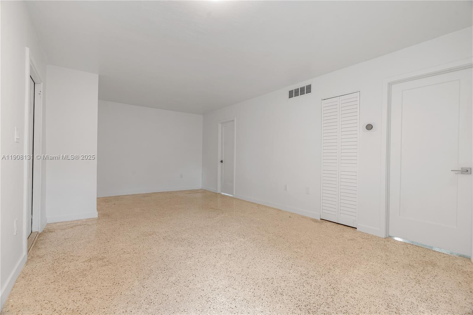 421 Southwest 9th Street, Unit 3 Miami, FL 33130 - Photo 5 of 10 a view of an empty room