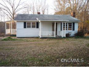 4847 Landrum Road Columbus, NC 28722 - Photo 1 of 10