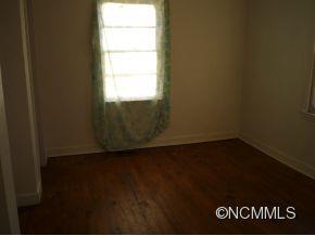 4847 Landrum Road Columbus, NC 28722 - Photo 7 of 10