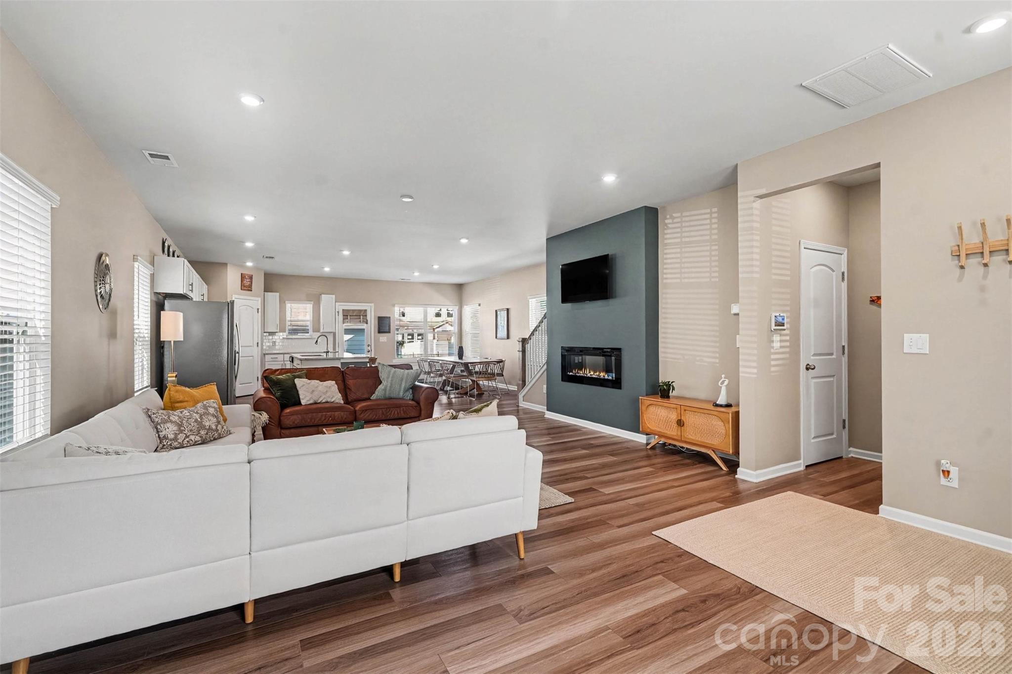 9002 Ramsford Road Charlotte, NC 28227 - Photo 6 of 26 Gallery Image 6