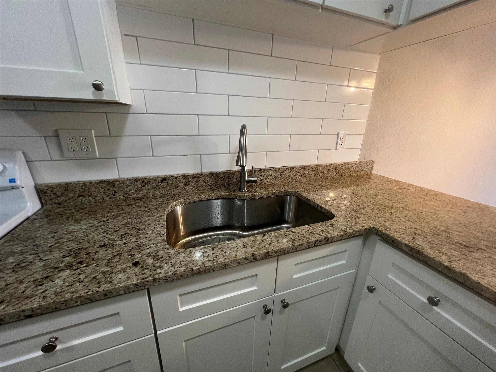 179 Southeast 3rd Street, Unit 203 Deerfield Beach, FL 33441 - Photo 12 of 24 Photo 12