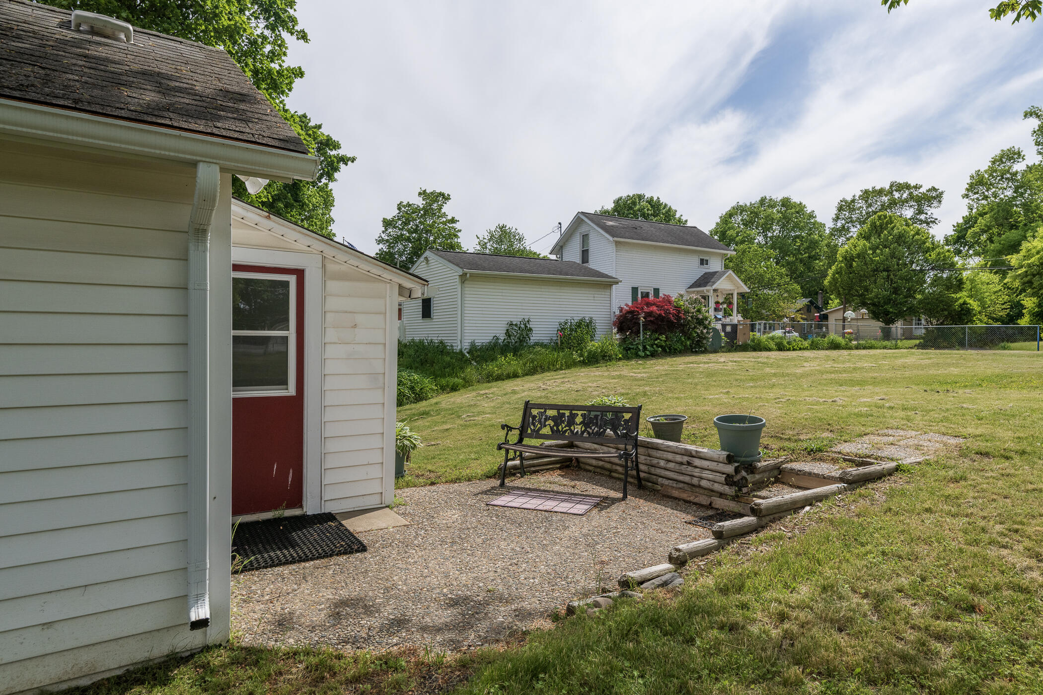 810 South Constantine Street Three Rivers, MI 49093 - Photo 8 of 39 810 Constantine-23
