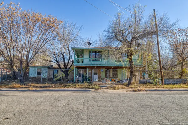 $53,000 | 315 Geraldine Street, Uvalde, TX 78801