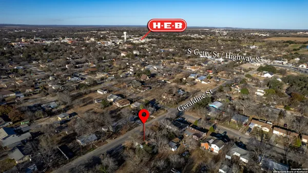 $53,000 | 315 Geraldine Street, Uvalde, TX 78801