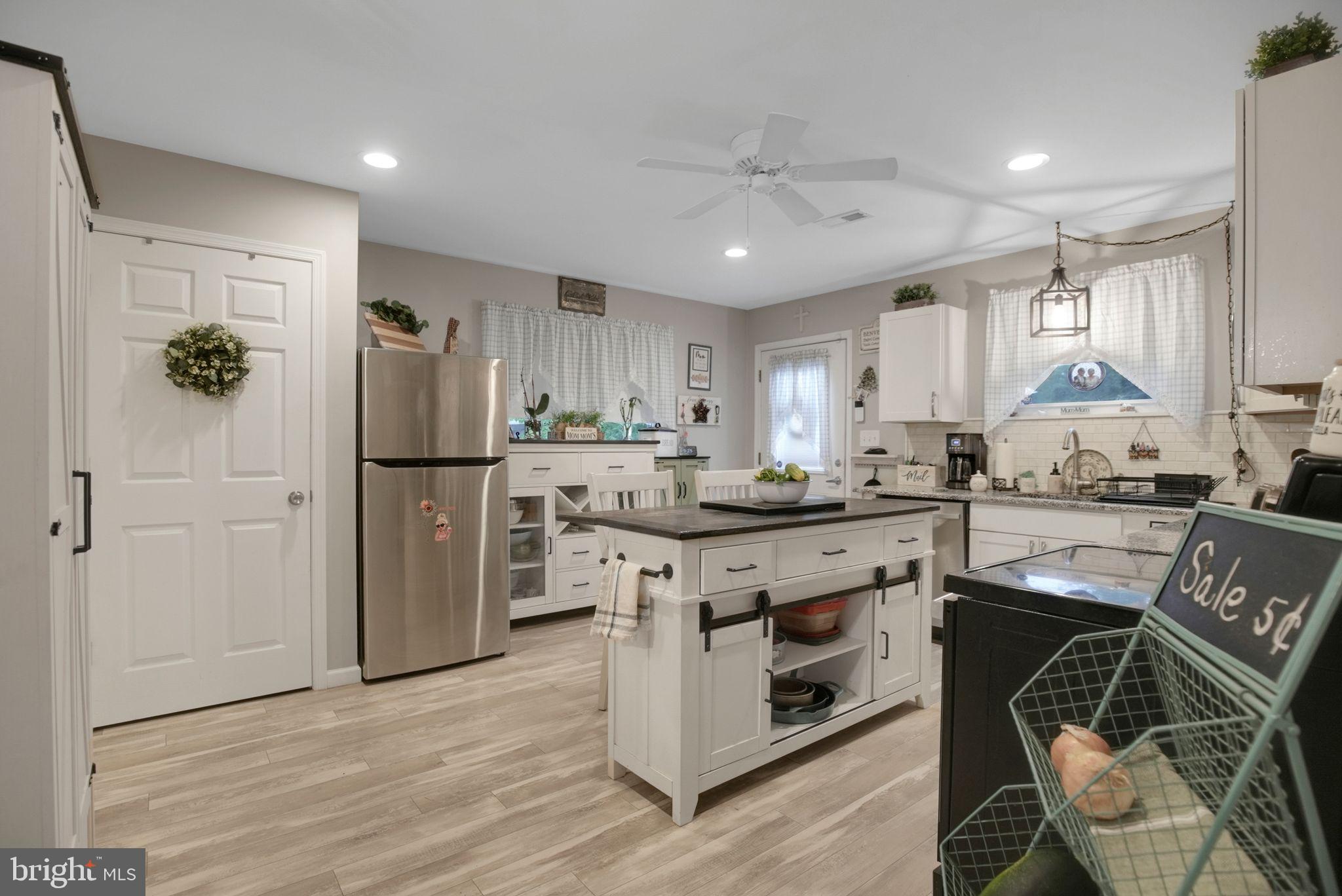 938 Ashton Road Bensalem, PA 19020 - Photo 18 of 28 Gallery Image 18