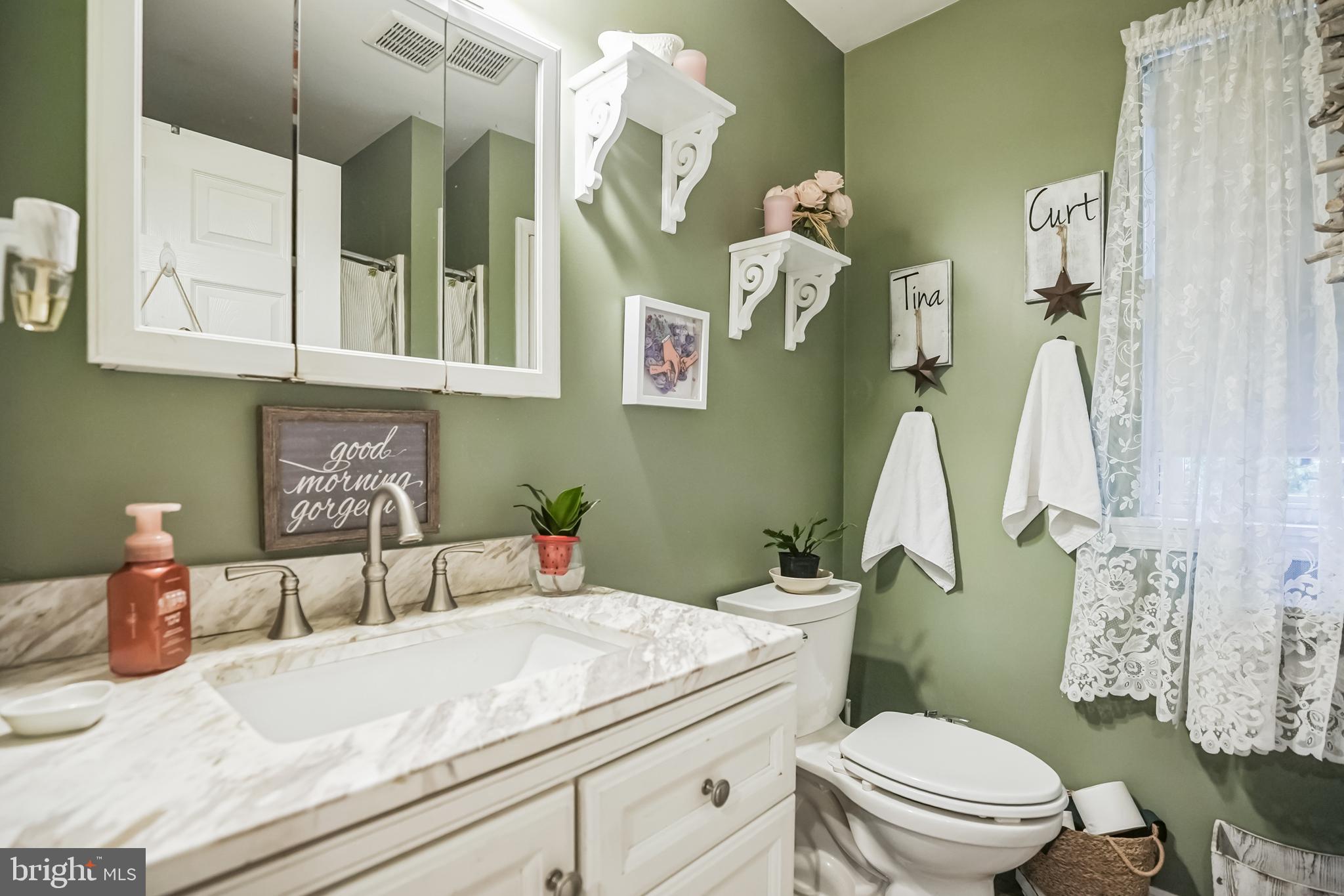 938 Ashton Road Bensalem, PA 19020 - Photo 24 of 28 Gallery Image 24