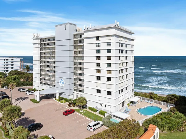 $749,000 | 840 Ocean Drive, Unit 1005, Juno Beach, FL 33408
