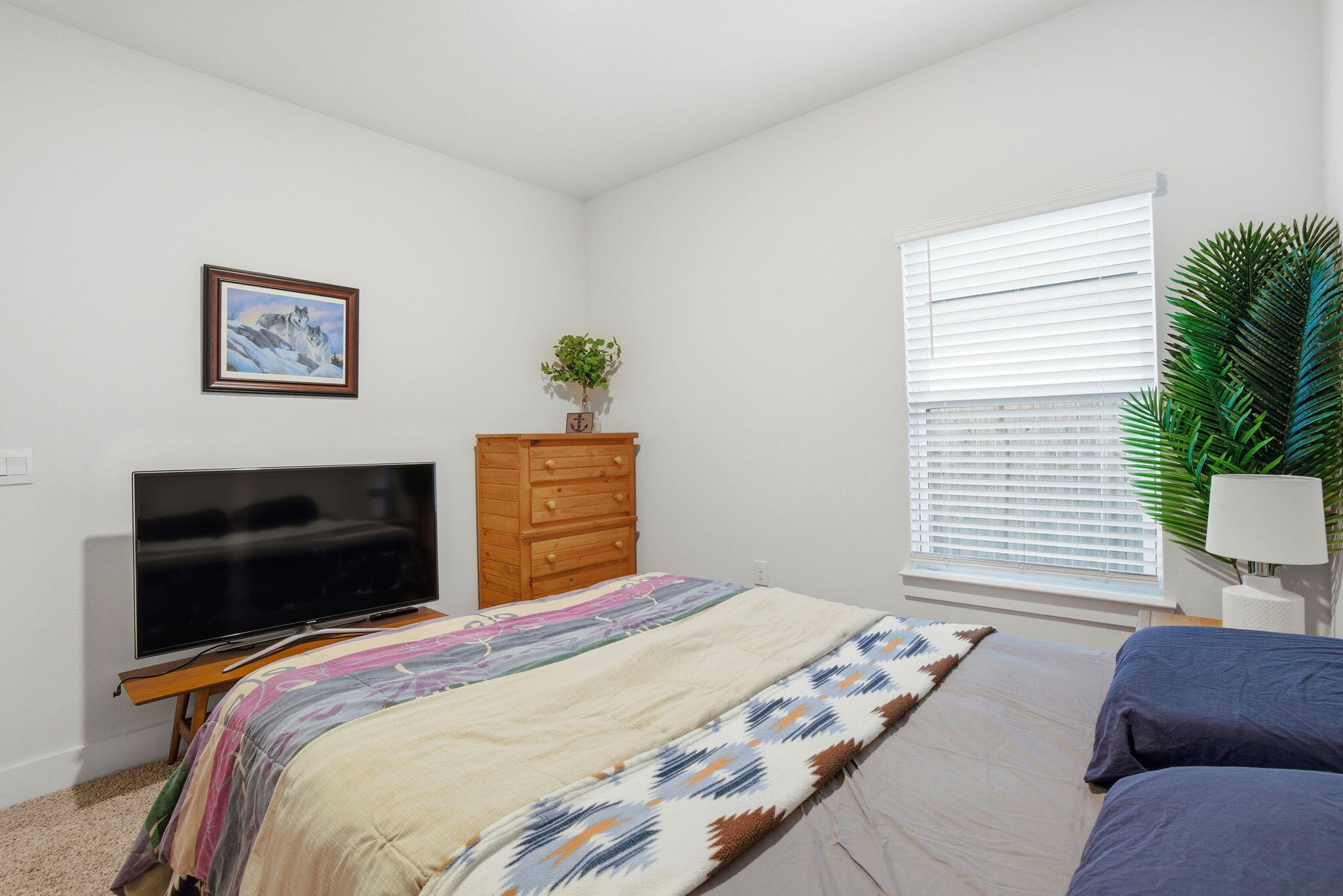 4067 Blaney Lane Pace, FL 32571 - Photo 28 of 40 a bedroom with a bed and a television