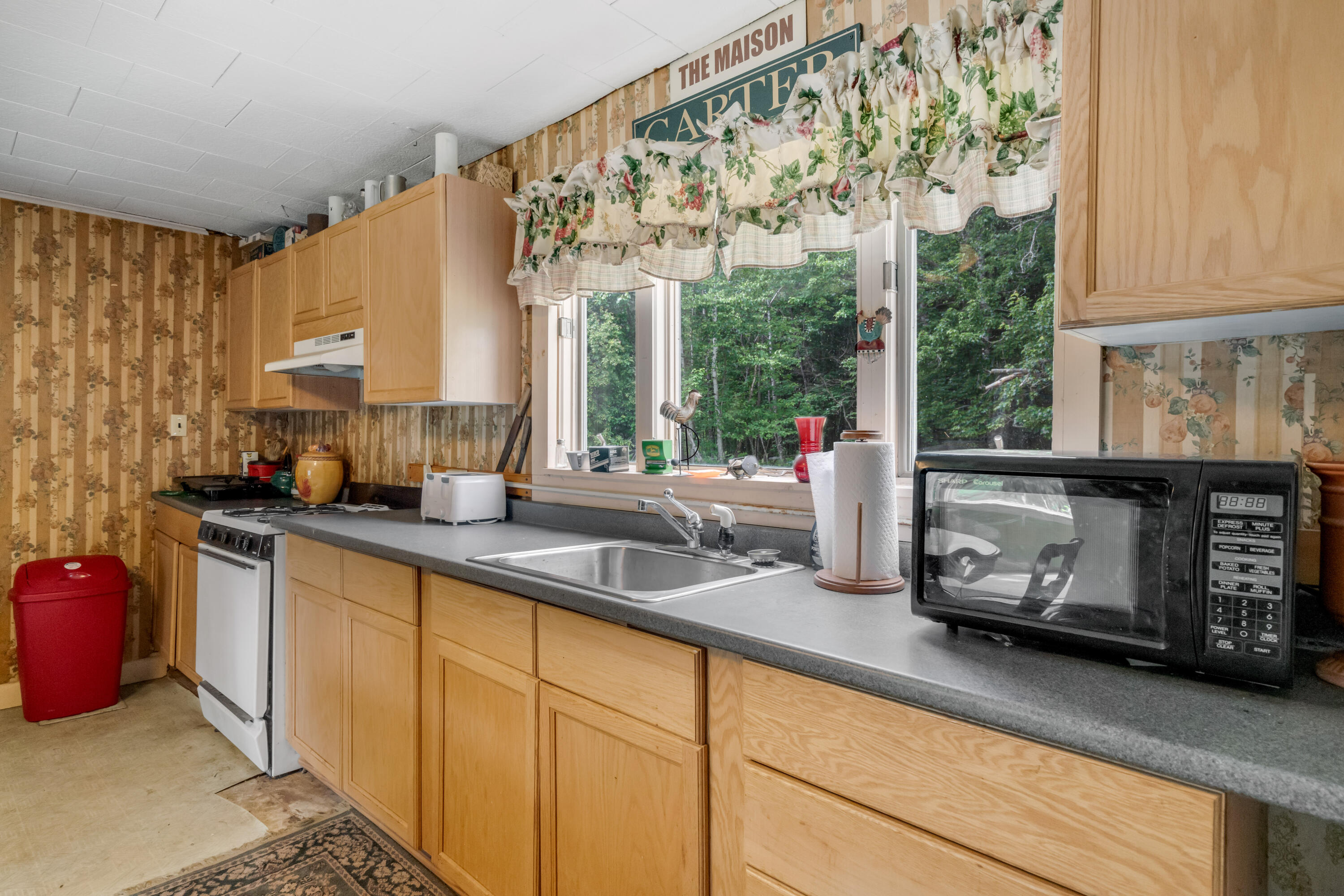 192 Main Street Eustis, ME 04982 - Photo 6 of 32 DSC01042