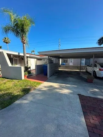 $1,375 | 2301 West Bay Drive, Largo, FL 33770