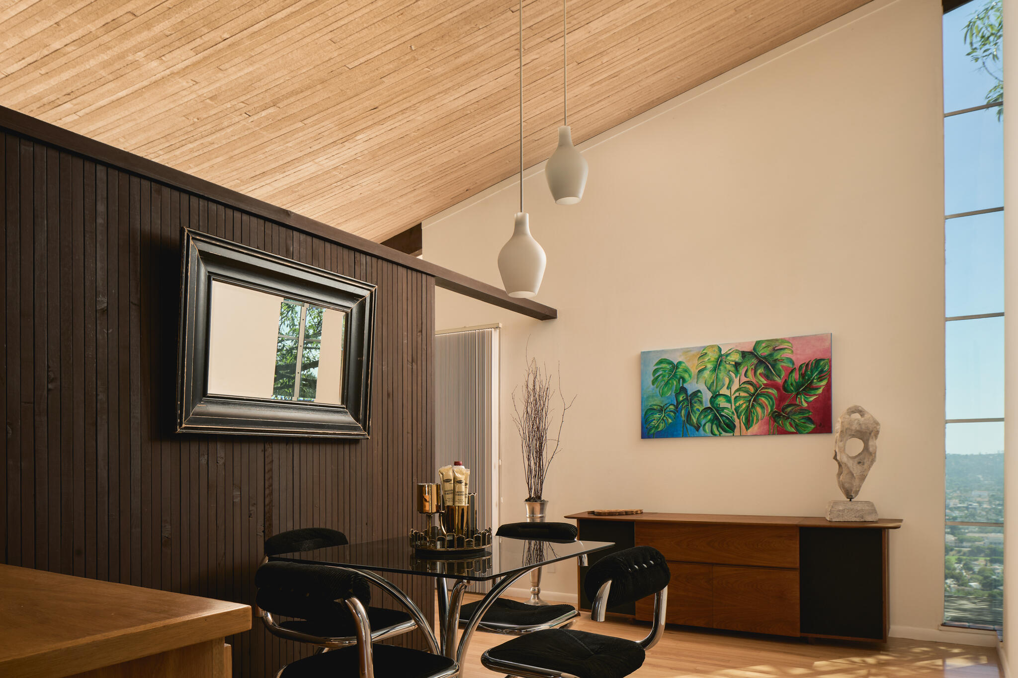 395 Loma Media Road Santa Barbara, CA 93103 - Photo 9 of 23 395 Loma Media-11