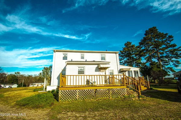 $209,300 | 8564 South Nc 41 Highway, Wallace, NC 28466