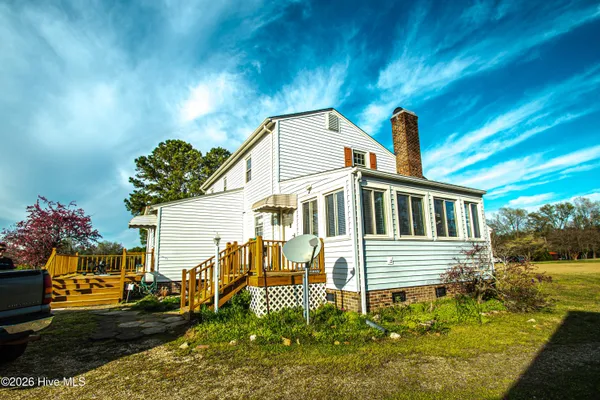 $209,300 | 8564 South Nc 41 Highway, Wallace, NC 28466