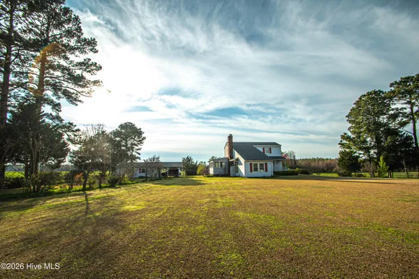 $209,300 | 8564 South Nc 41 Highway, Wallace, NC 28466