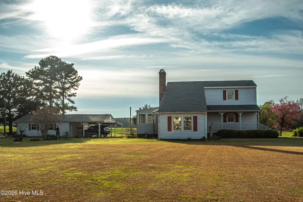 $209,300 | 8564 South Nc 41 Highway, Wallace, NC 28466