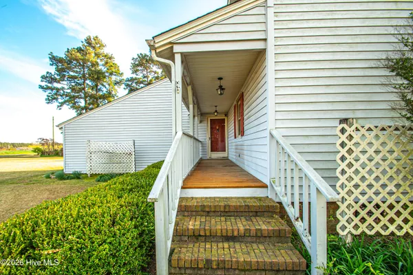 $209,300 | 8564 South Nc 41 Highway, Wallace, NC 28466