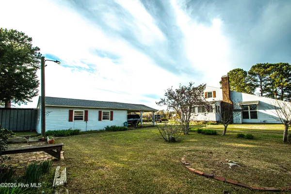 $209,300 | 8564 South Nc 41 Highway, Wallace, NC 28466