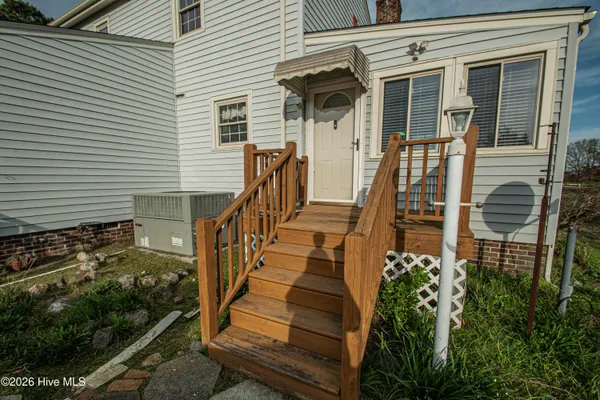 $209,300 | 8564 South Nc 41 Highway, Wallace, NC 28466