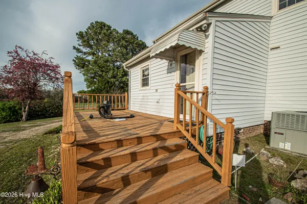 $209,300 | 8564 South Nc 41 Highway, Wallace, NC 28466