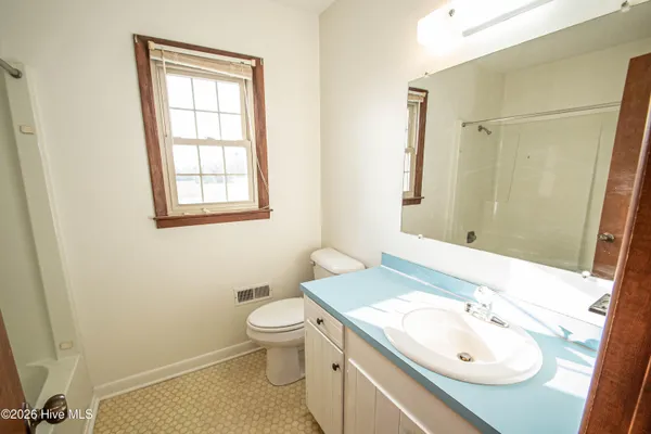 $209,300 | 8564 South Nc 41 Highway, Wallace, NC 28466