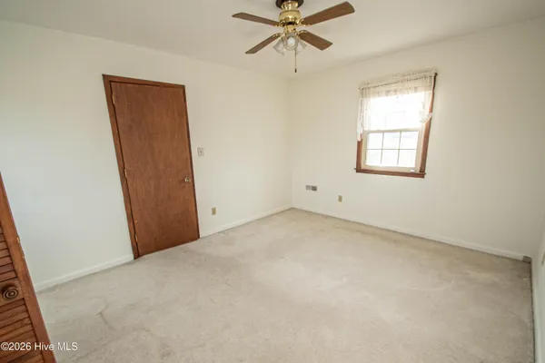 $209,300 | 8564 South Nc 41 Highway, Wallace, NC 28466