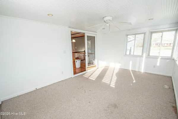 $209,300 | 8564 South Nc 41 Highway, Wallace, NC 28466