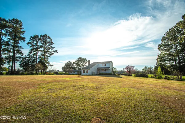 $209,300 | 8564 South Nc 41 Highway, Wallace, NC 28466