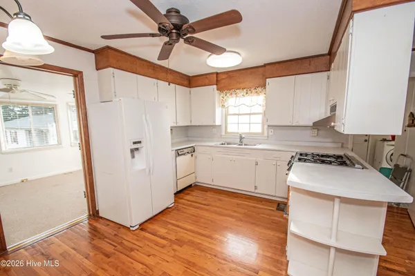 $209,300 | 8564 South Nc 41 Highway, Wallace, NC 28466