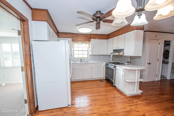 $209,300 | 8564 South Nc 41 Highway, Wallace, NC 28466