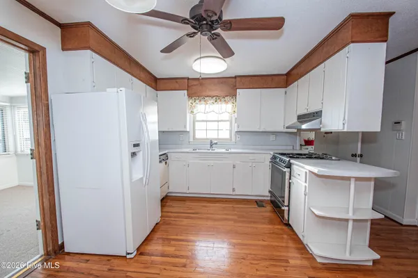 $209,300 | 8564 South Nc 41 Highway, Wallace, NC 28466