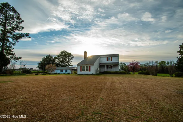 $209,300 | 8564 South Nc 41 Highway, Wallace, NC 28466