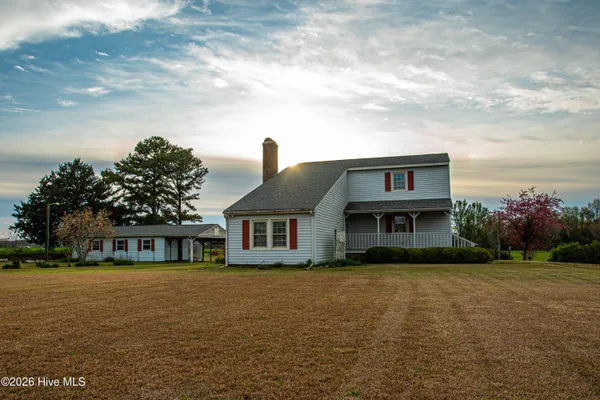 $209,300 | 8564 South Nc 41 Highway, Wallace, NC 28466