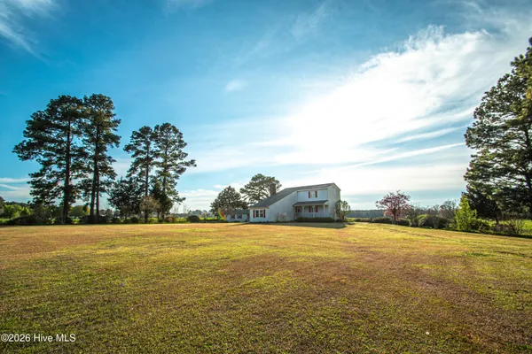 $209,300 | 8564 South Nc 41 Highway, Wallace, NC 28466