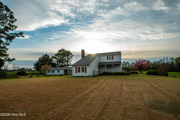 $209,300 | 8564 South Nc 41 Highway, Wallace, NC 28466