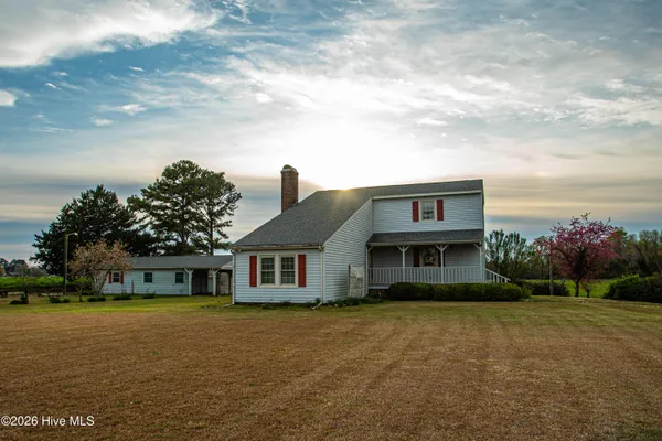 $209,300 | 8564 South Nc 41 Highway, Wallace, NC 28466