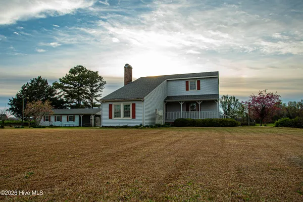 $209,300 | 8564 South Nc 41 Highway, Wallace, NC 28466